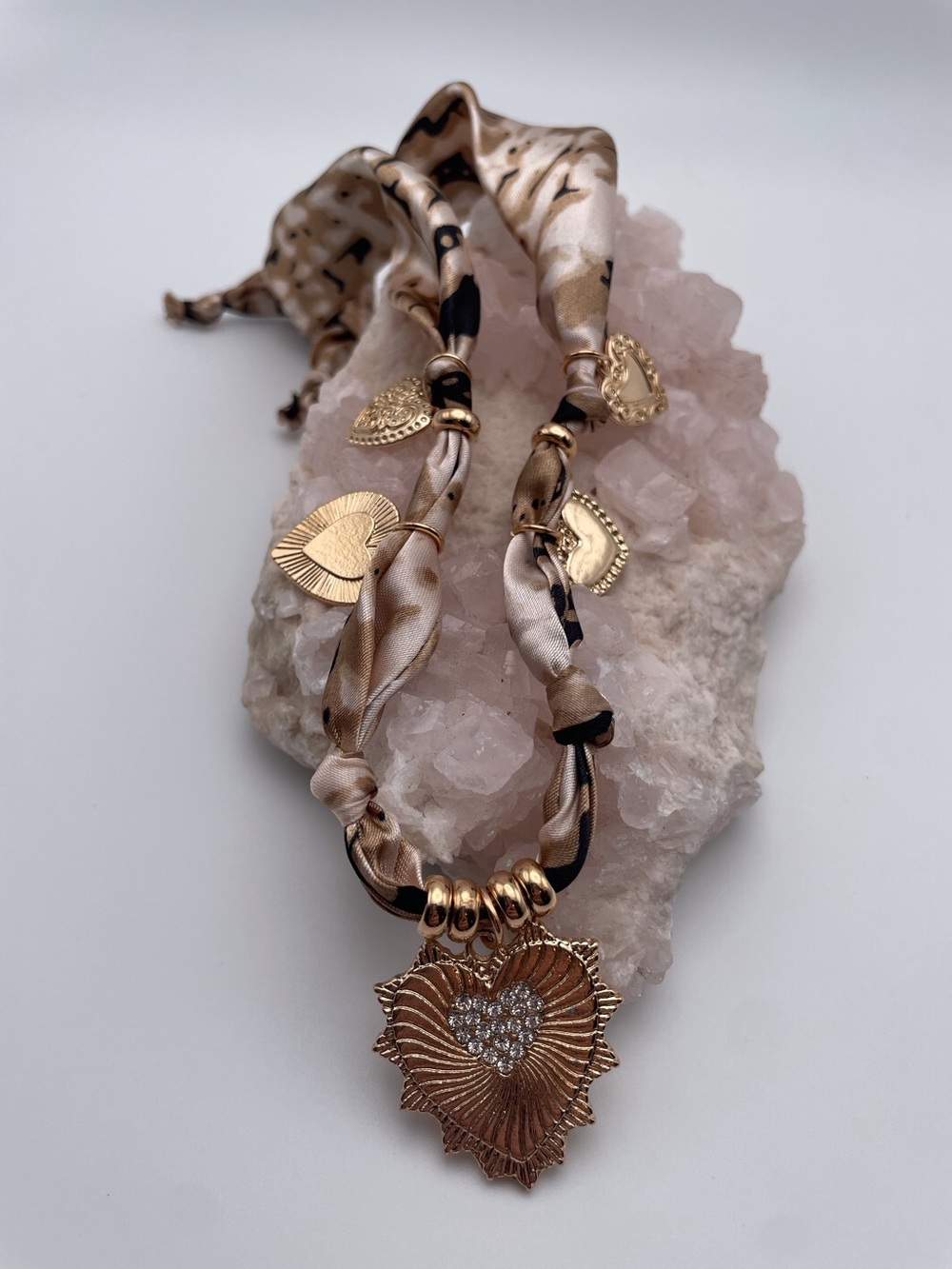 Gold Heart Pendant Scarf Necklace - Beige & Black - Picture 8 of 12